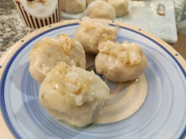 Receta de dumplings polacos rellenos de carne picada, Pyzy